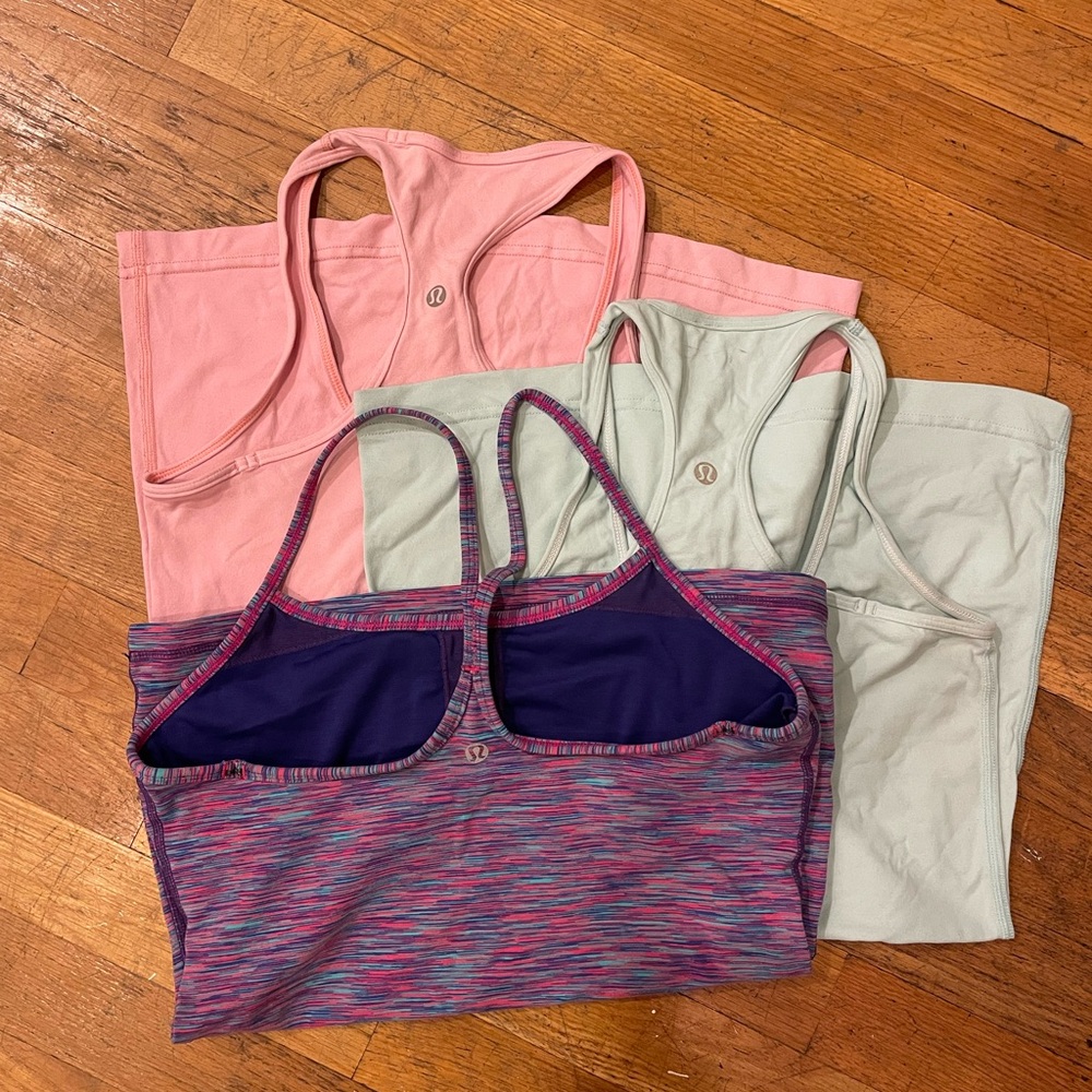 Set of 4 Lululemon tanks (size 6, fit like a small)